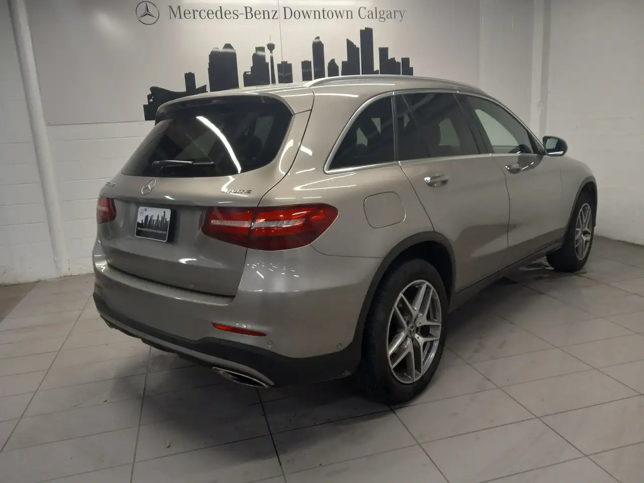 Mercedes-Benz GLC снимка Mercedes-Benz GLC
