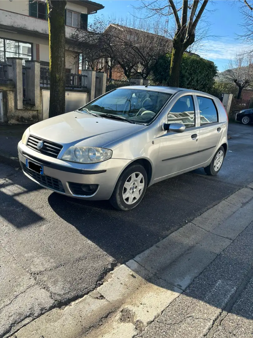 Fiat Punto 5p 1.2 Dynamic - 1