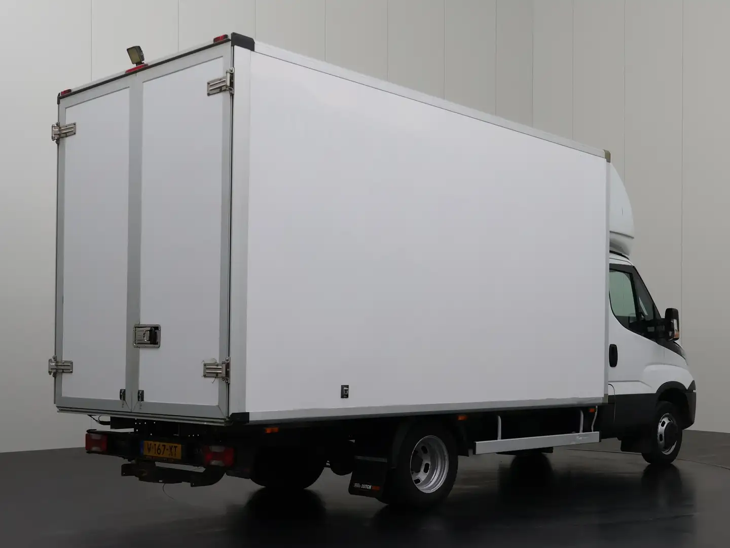 Iveco Daily 35C15 3.0 Liter Bakwagen | Achterdeuren | 3500Kg T - 2