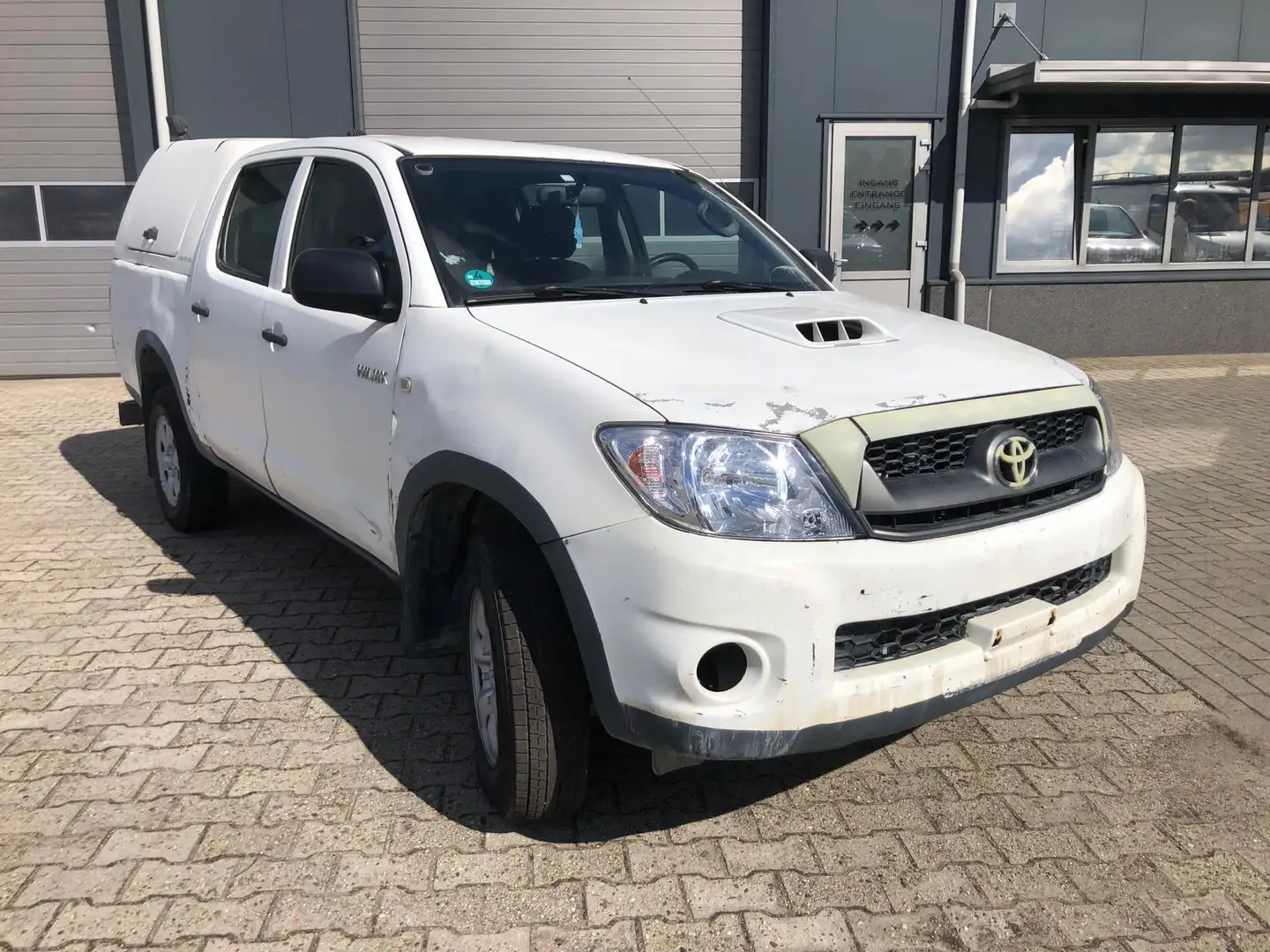 Toyota Hilux 2.5 D4D 4X4 DOUBLE CAB AIRCO Wit - 1