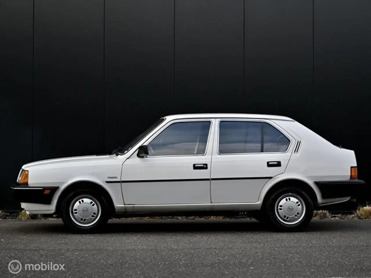 Volvo 340 1.4 DL | N.L auto | 68.000km! | NAP, foto 2