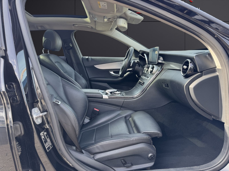 Mercedes-Benz C 220 C220d Avantgarde*AUTOM.*AHK*AMG FELGEN*PANORAMA* — photo 11