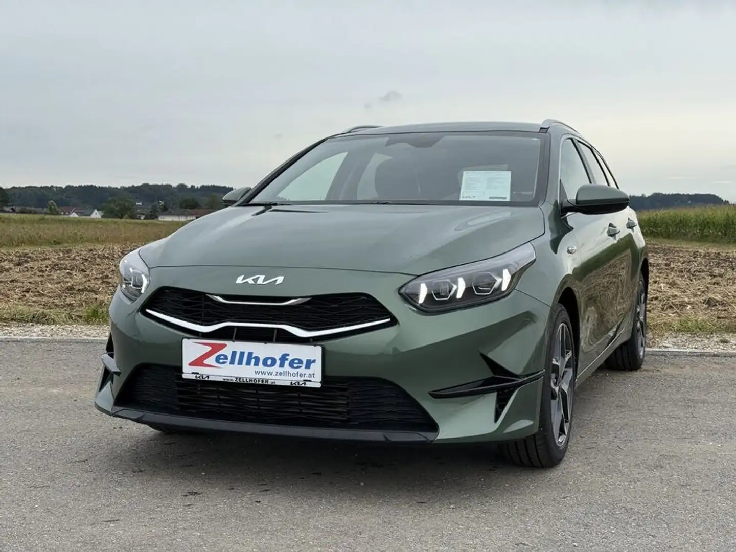 Kia Ceed SW / cee'd SW 1,5 TGDI Silber 48V DCT Groen - 2