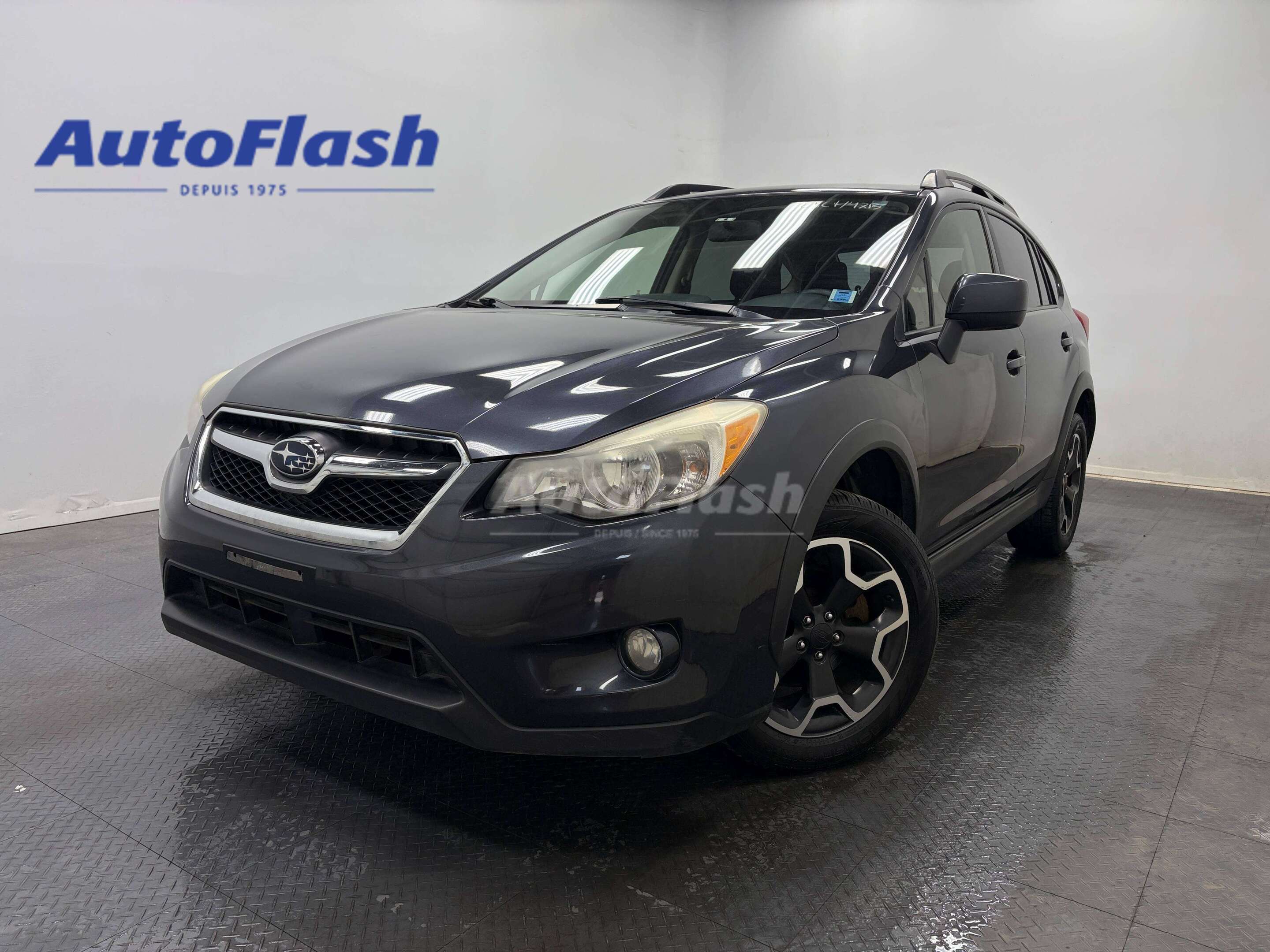 2013 Subaru XV Crosstrek 2.0i w-Touring Pkg