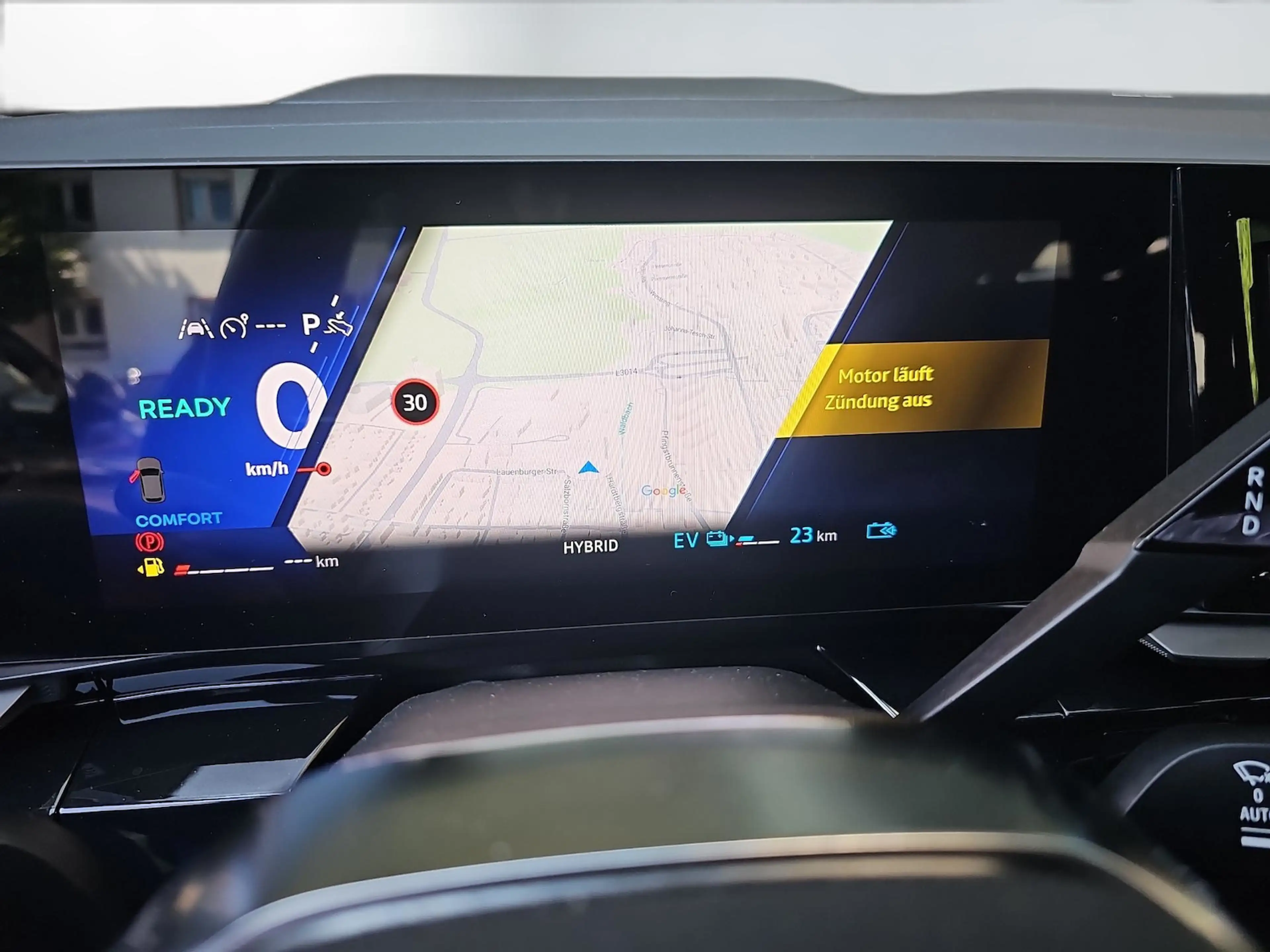 Renault Rafale 300 E-Tech Plug-in Hybrid 4x4 Esp. Alpine — photo 8