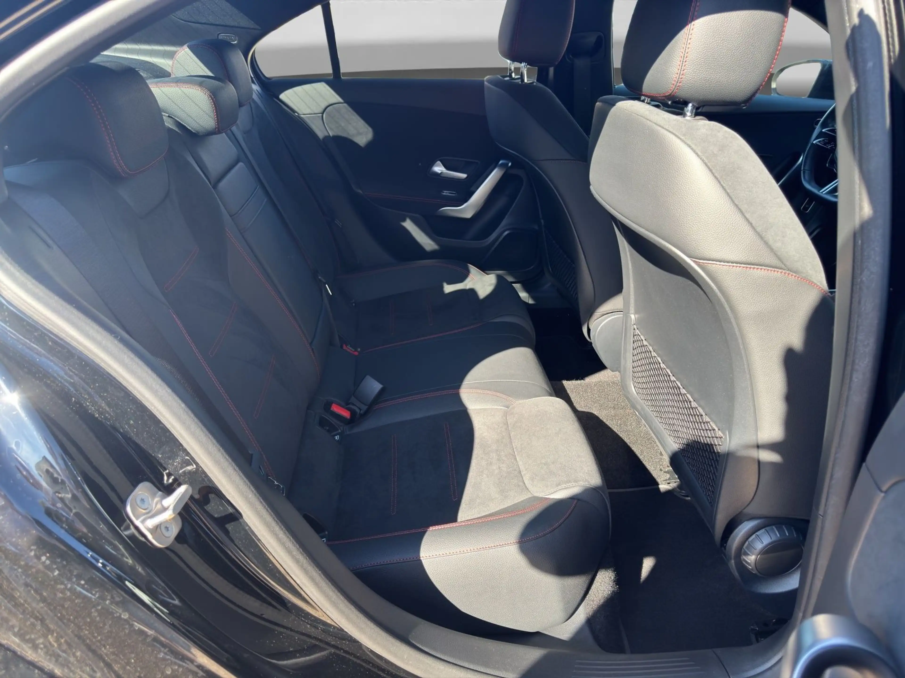Mercedes-Benz A 250 Lim 4Matic AMG LINE LM19 KAMERA LED — photo 6