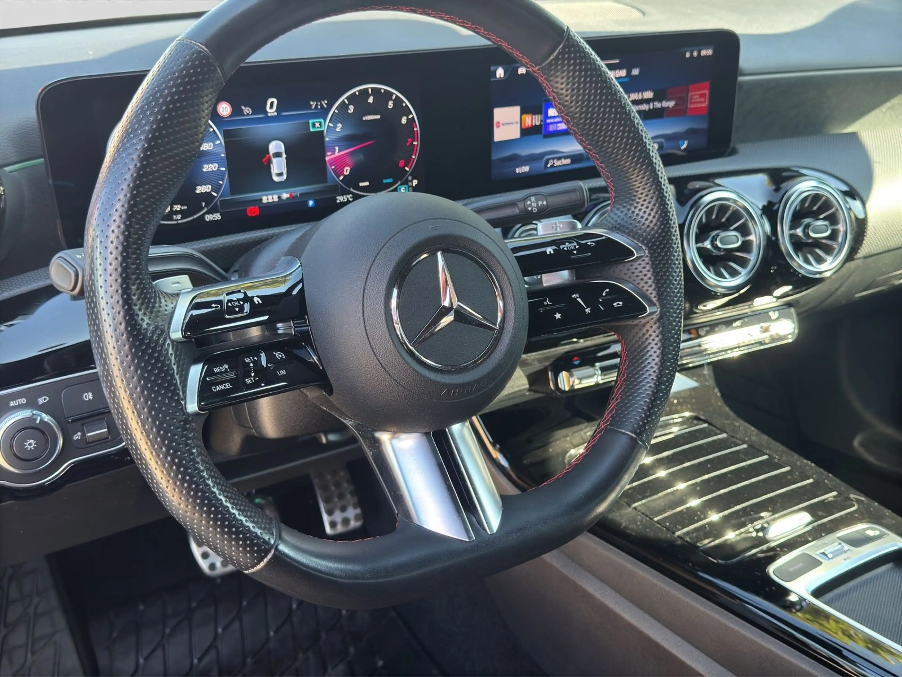 Mercedes-Benz A 250 Lim 4Matic AMG LINE LM19 KAMERA LED — photo 9