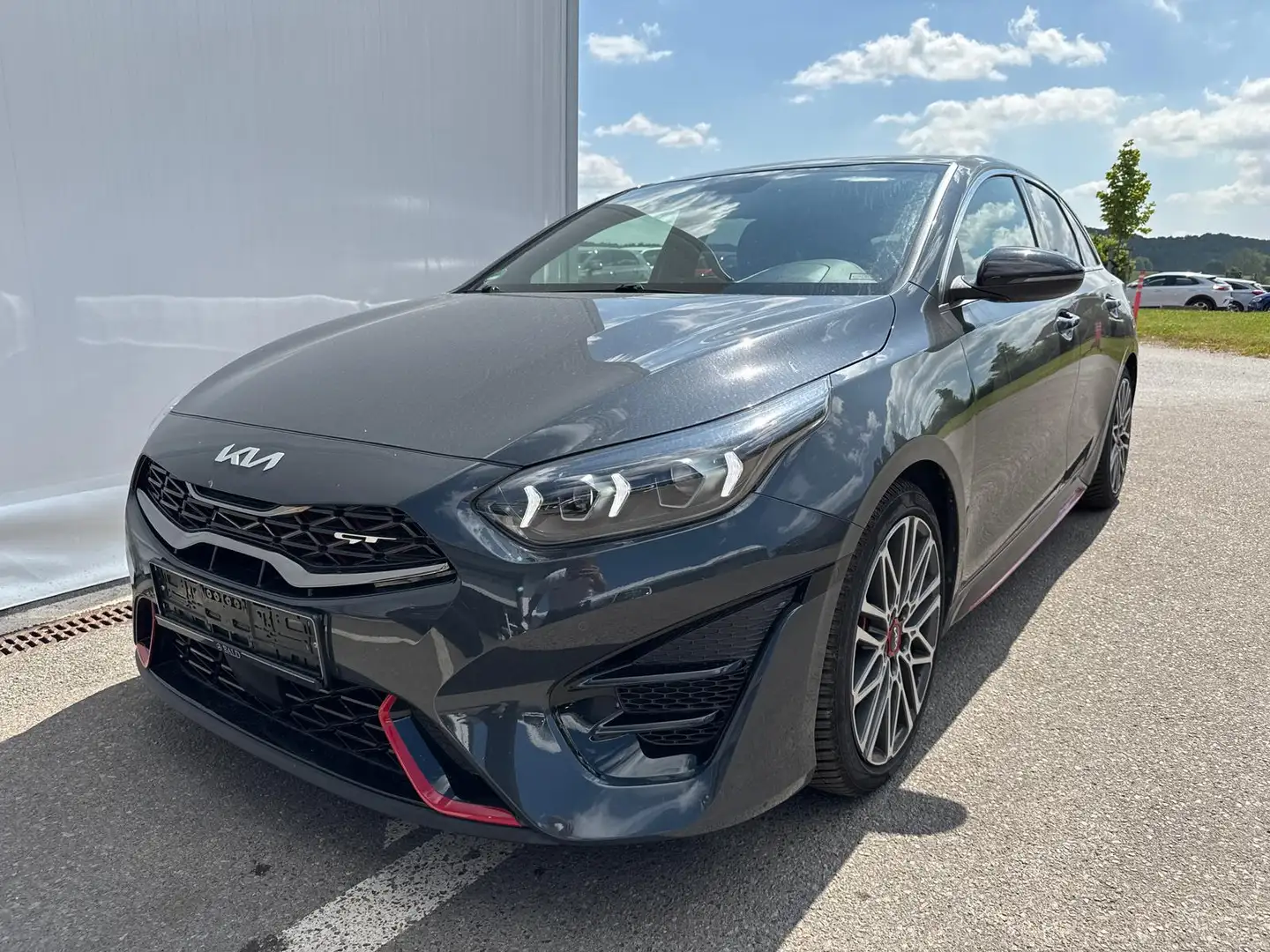 Kia ProCeed / pro_cee'd 1.6 T-GDI DCT GT Komfort Pano|4xSHZ|Navi|LED|Sound Grau - 2