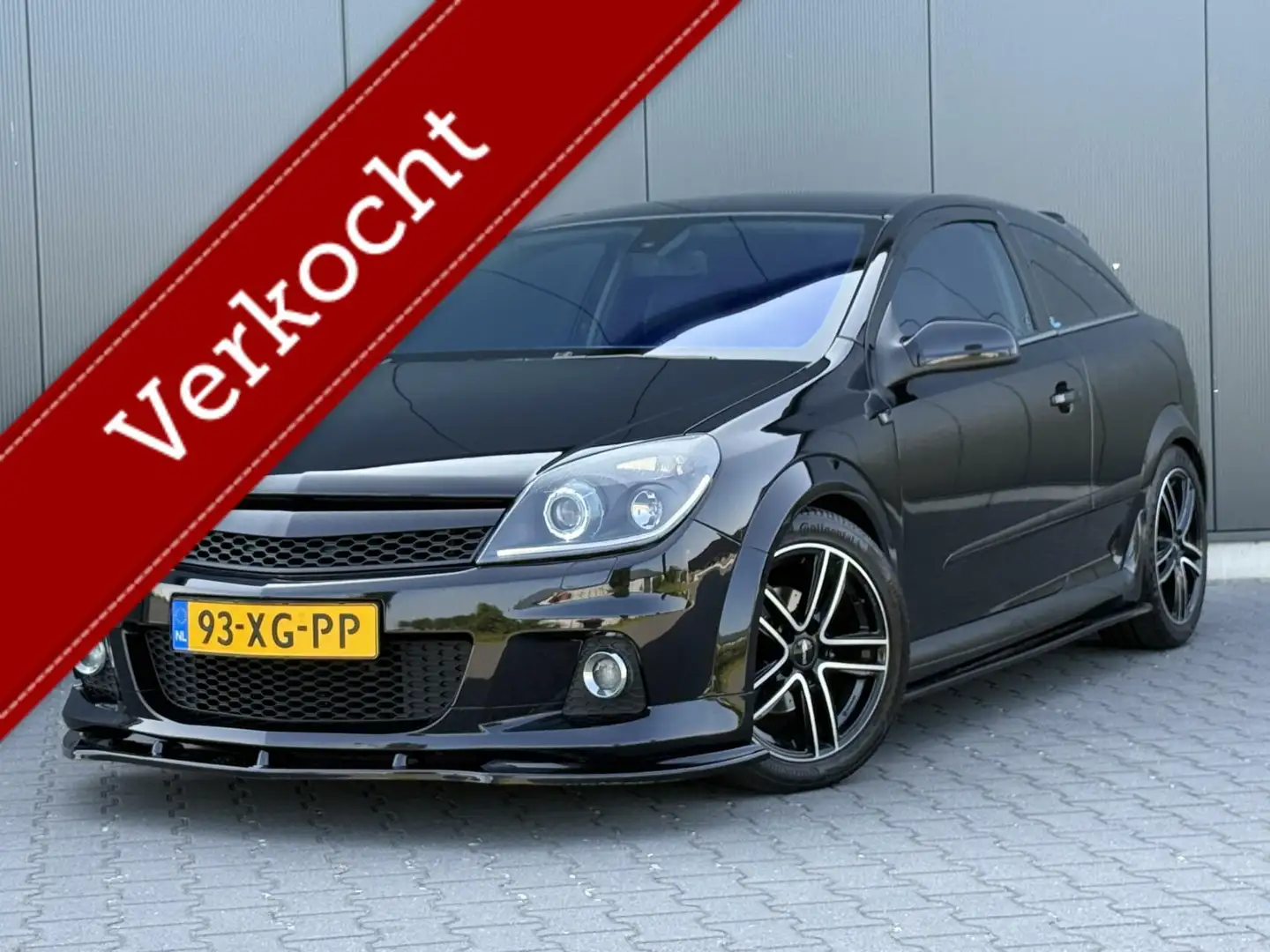 Opel Astra GTC 1.8 Cosmo Leder - Xenon - Maxton - Goed Onderh Nero - 1