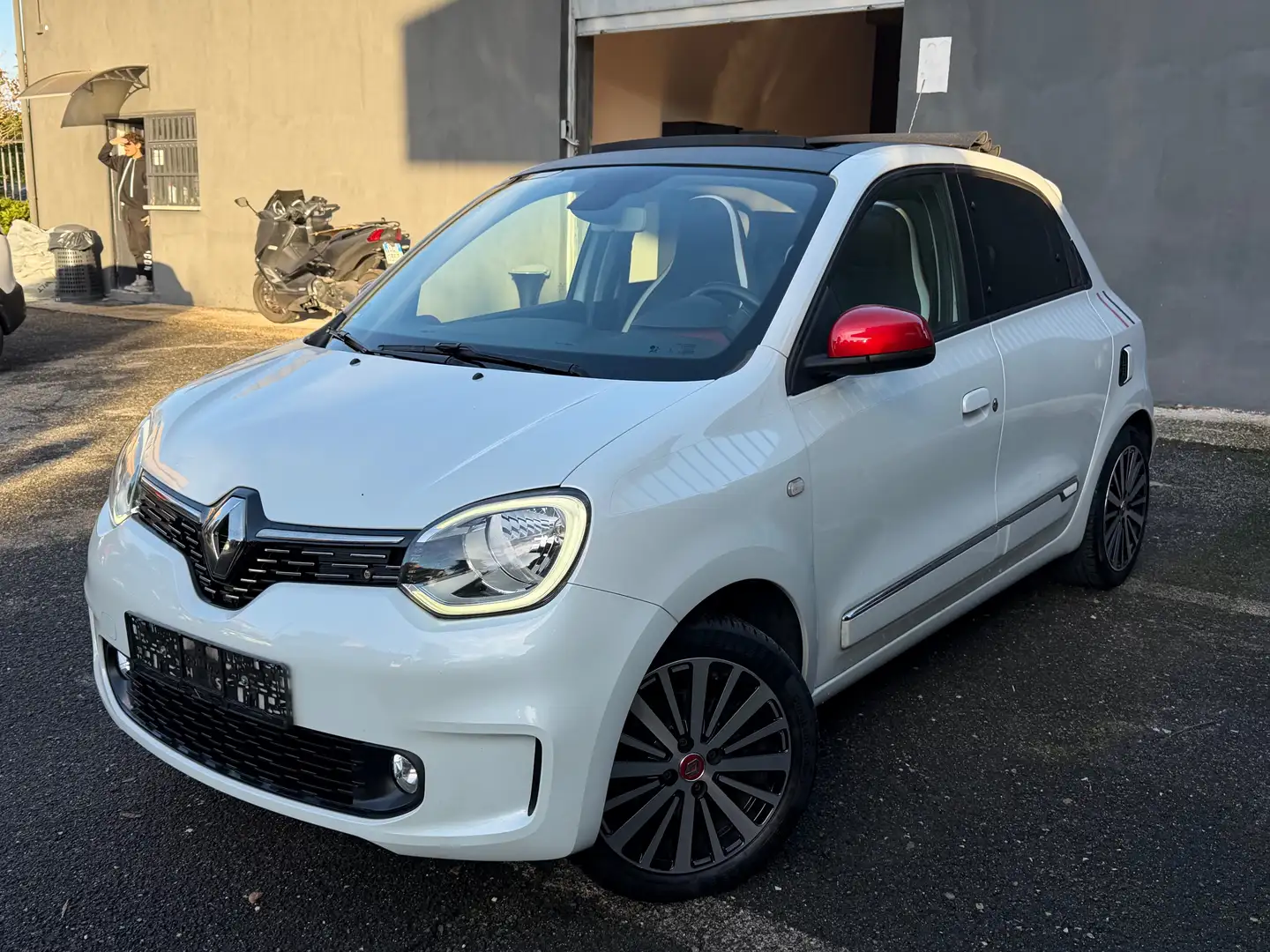 Renault Twingo 92 CV AUTOMATICA COQ-SPORTIF TETTO LED NAVI PELLE Bianco - 1