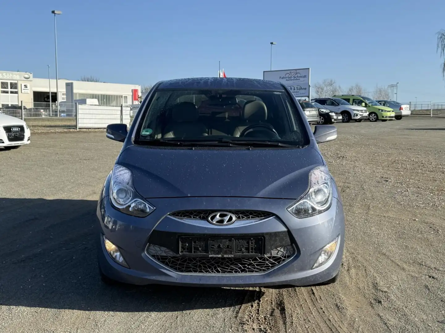 Hyundai iX20 1.6 Style Automatik NUR HÄNDLER! Klima Navi Leder Blau - 2