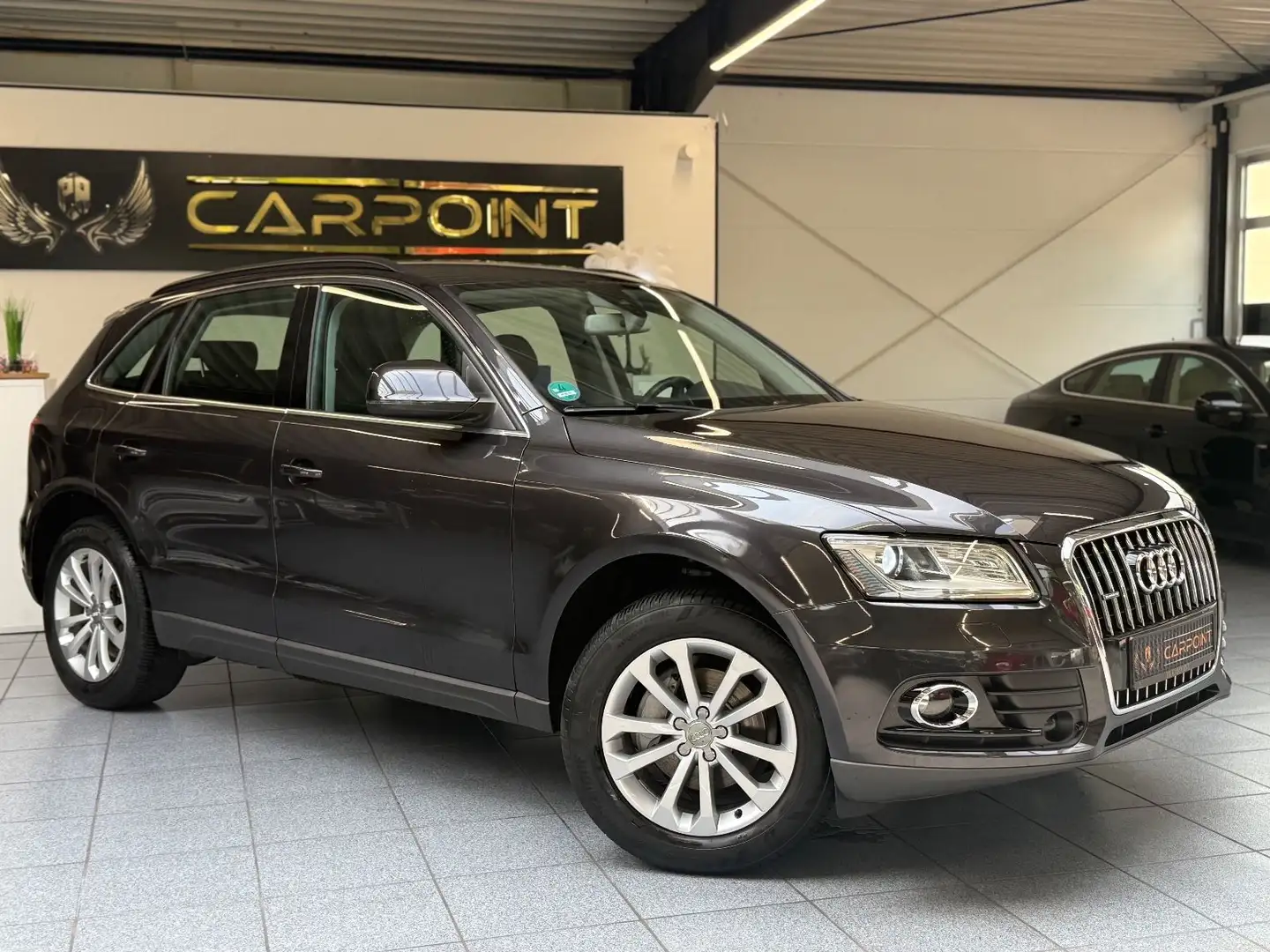 Audi Q5 2.0 TDI  quattro Anhä/ / Bi-Xenon/Alcantara/ Grau - 2