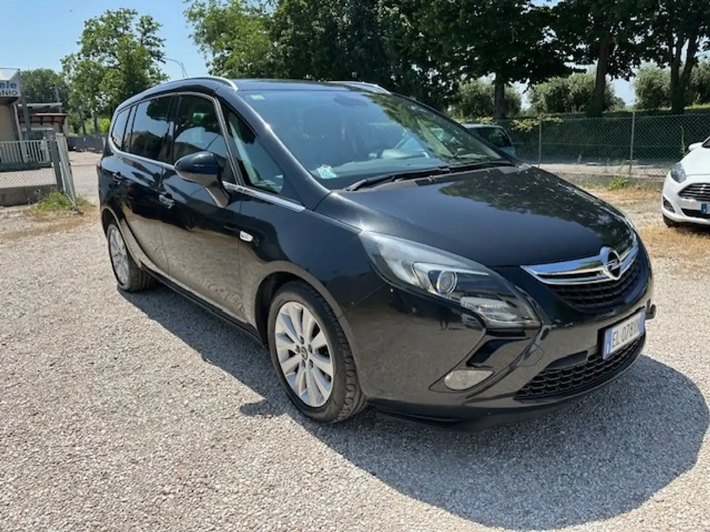 Opel Zafira Tourer 1.6 t Cosmo ecoM 150cv Noir - 2