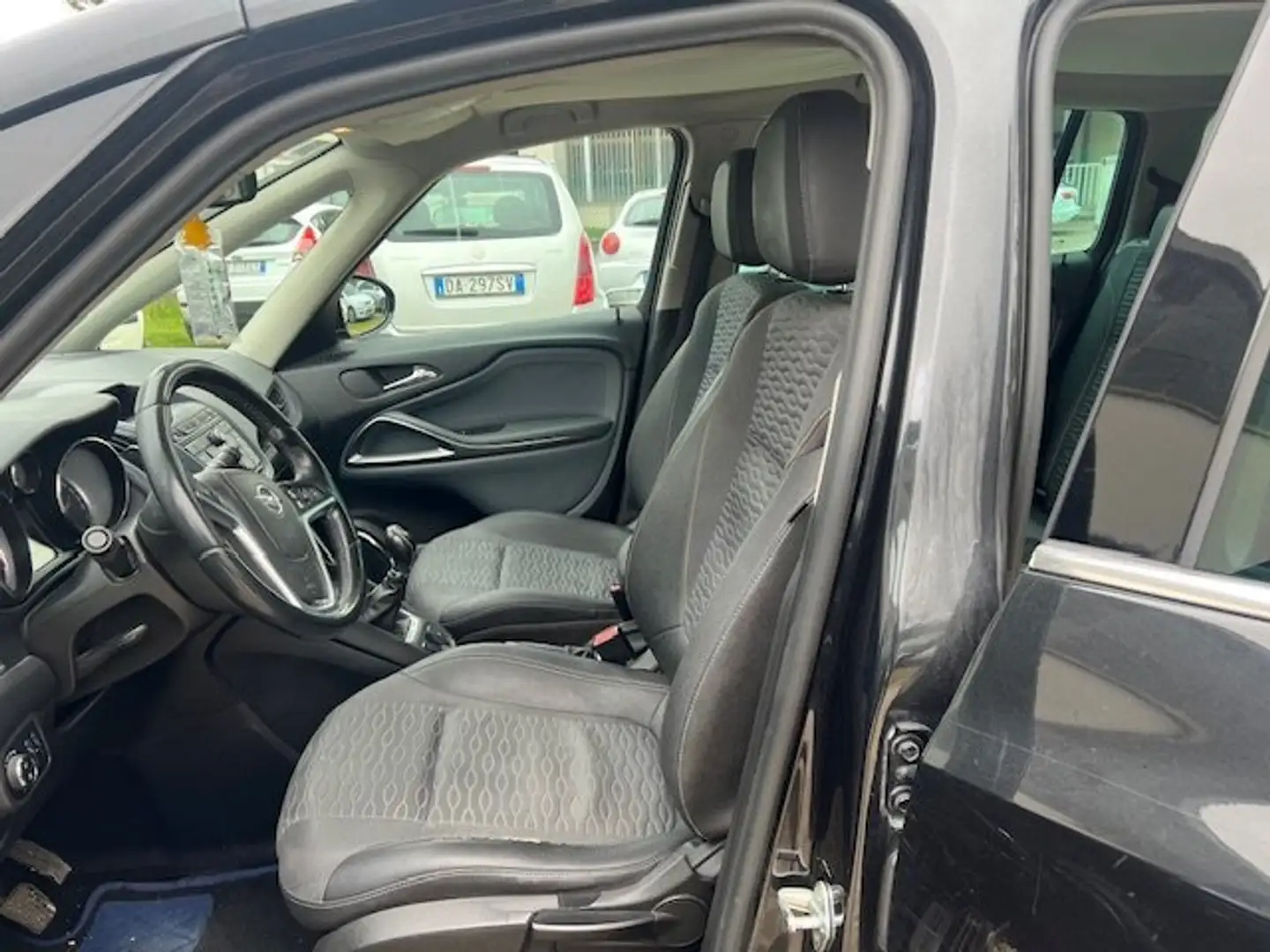 Opel Zafira Tourer 1.6 t Cosmo ecoM 150cv Nero - 2