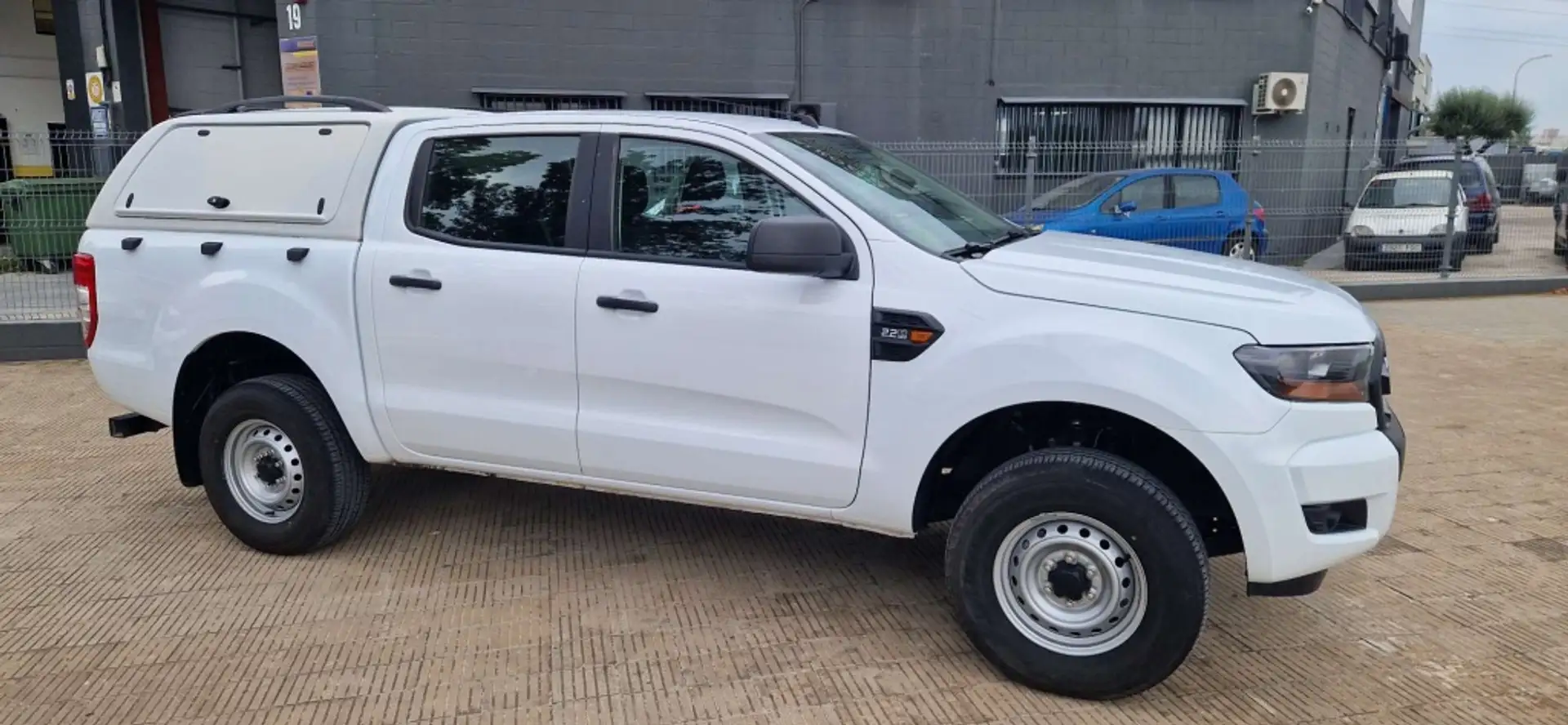 Ford Ranger 2.0 Ecoblue S&S DCb. XL 4x4 170 Blanco - 1