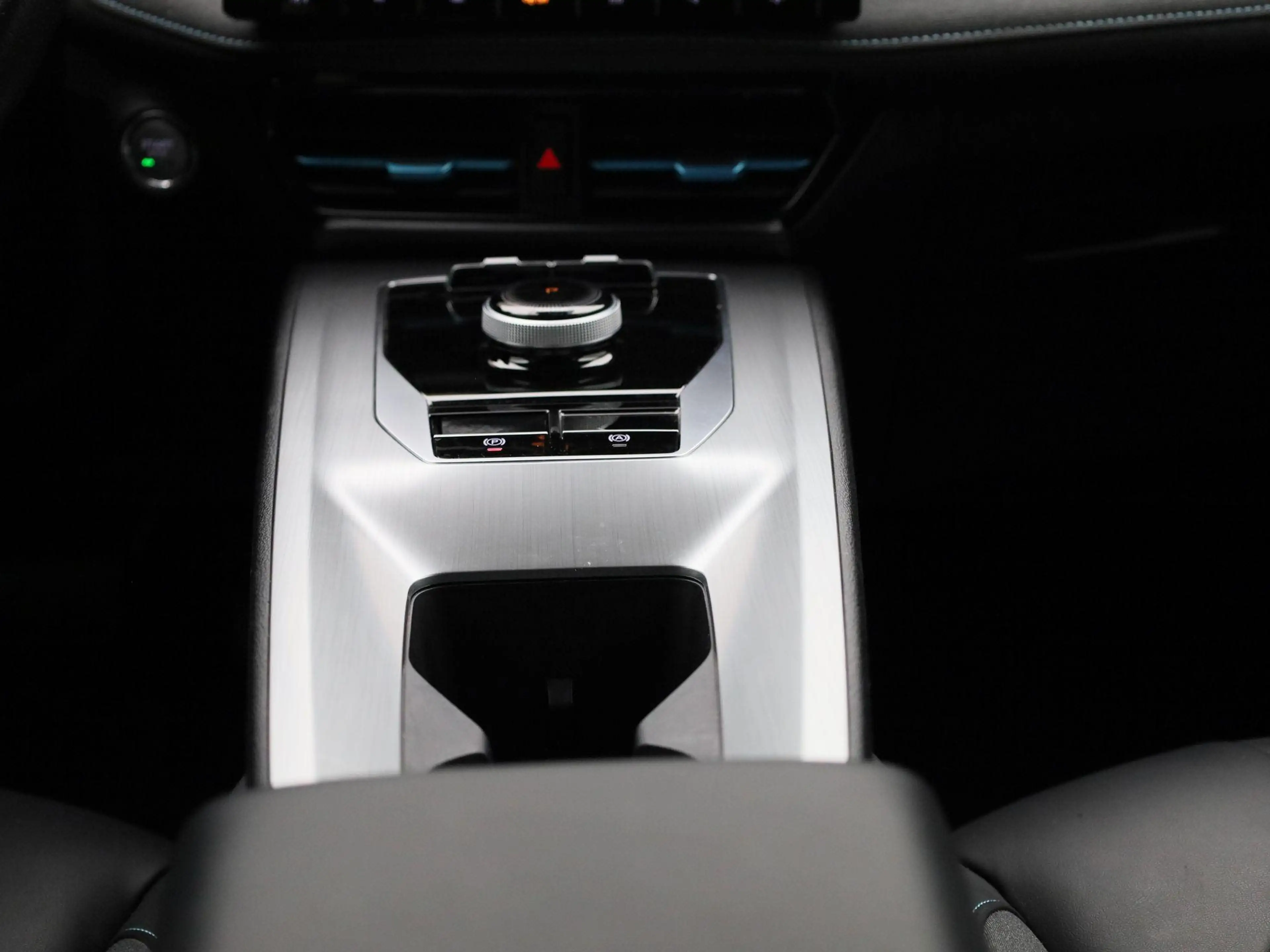 MG MG5 Electric Long Range Luxury 61 kWh — photo 10