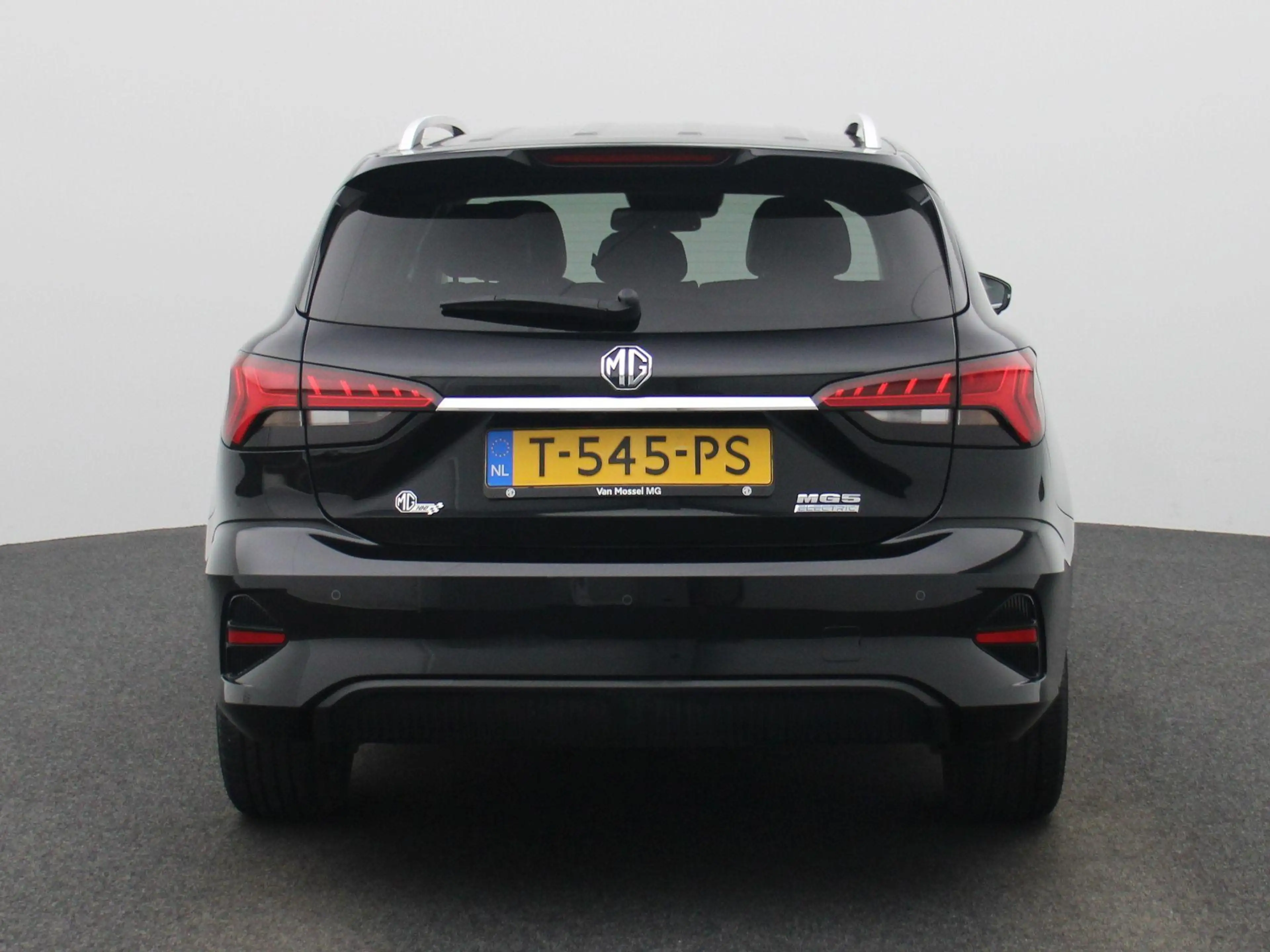 MG MG5 Electric Long Range Luxury 61 kWh — photo 5