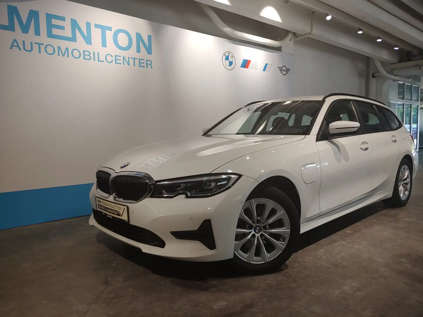 BMW 320 e Advantage/LED/Parking Assistant/Shz Weiß - 2