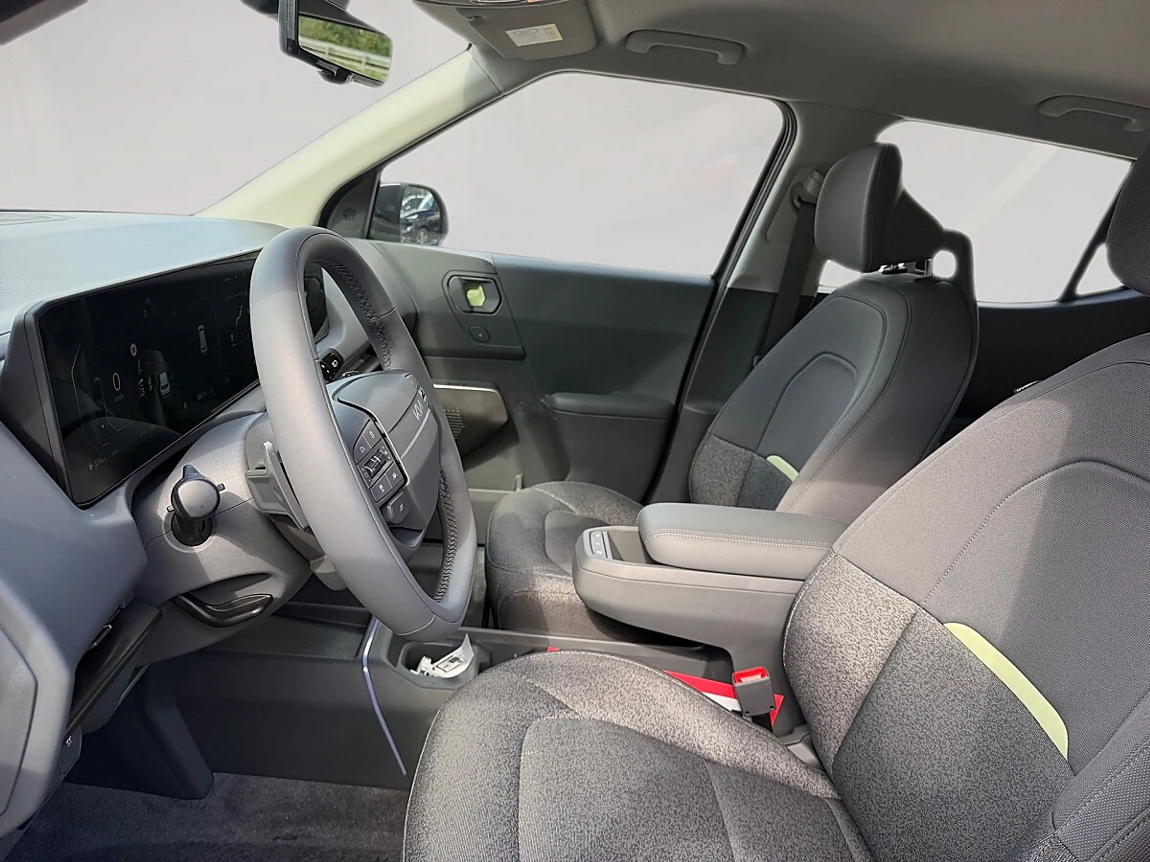 Kia EV2 4S FWD 61kWh Air *prompt* — photo 11