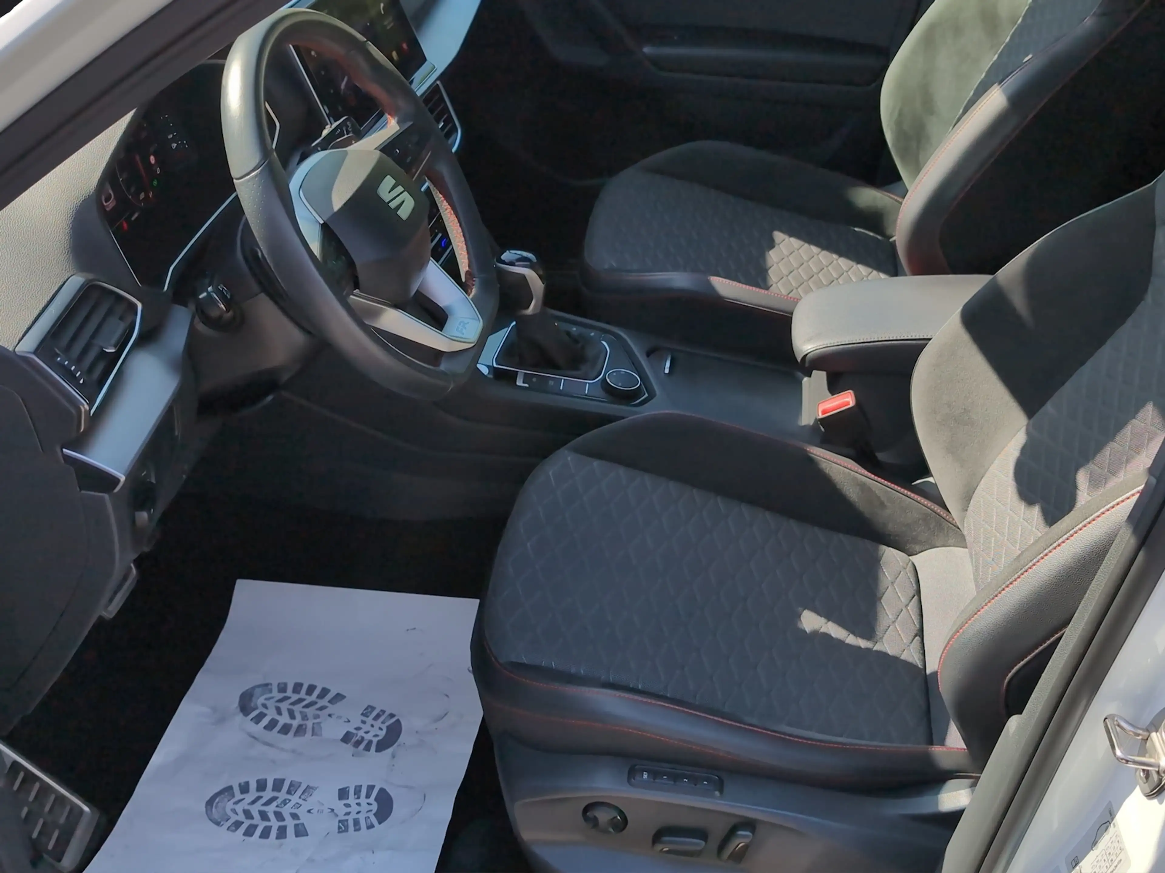 SEAT Tarraco FR *eAHK*ACC*Pano*LED*Virtual*DSG* — photo 7