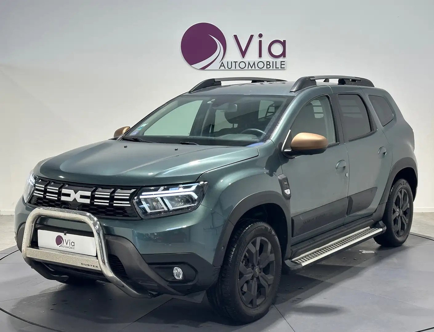 Dacia Duster ECO-G 100 4x2 Extreme, Attelage, Carplay Android et Mirror Screen, Pare buffle et marche pied Verde - 1