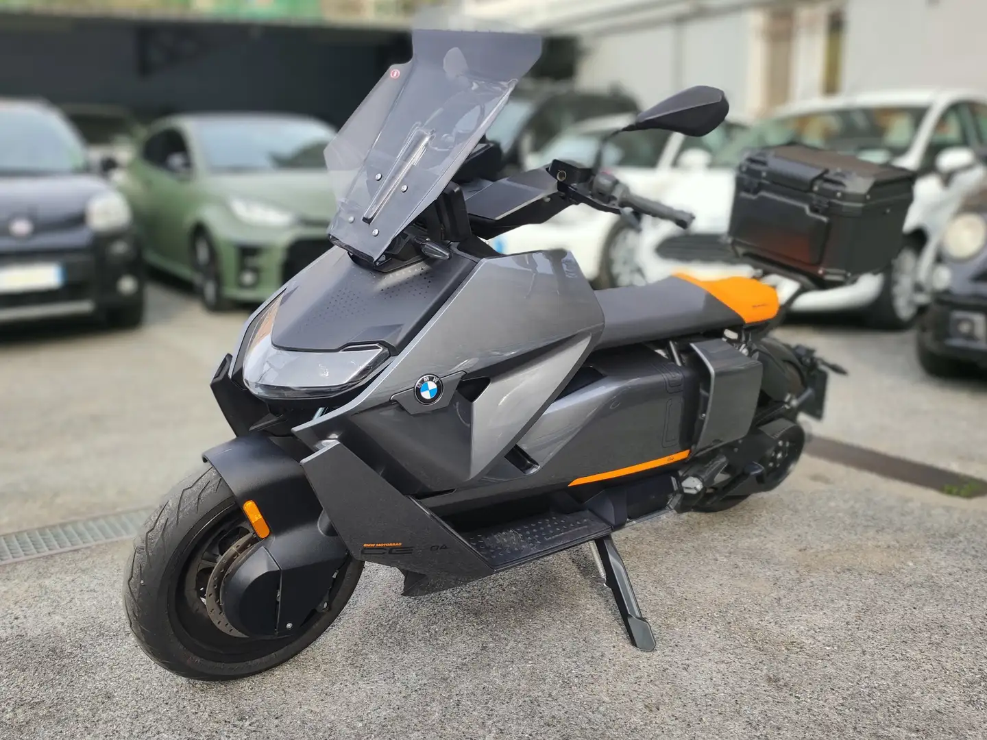 BMW CE 04 Grigio - 1