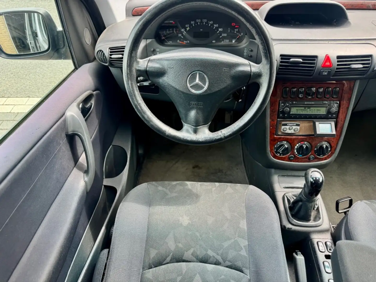 Mercedes-Benz Vaneo 1.6 Family 7PERS AIRCO LMV NETTE AUTO RIJDT GOED N Grau - 2