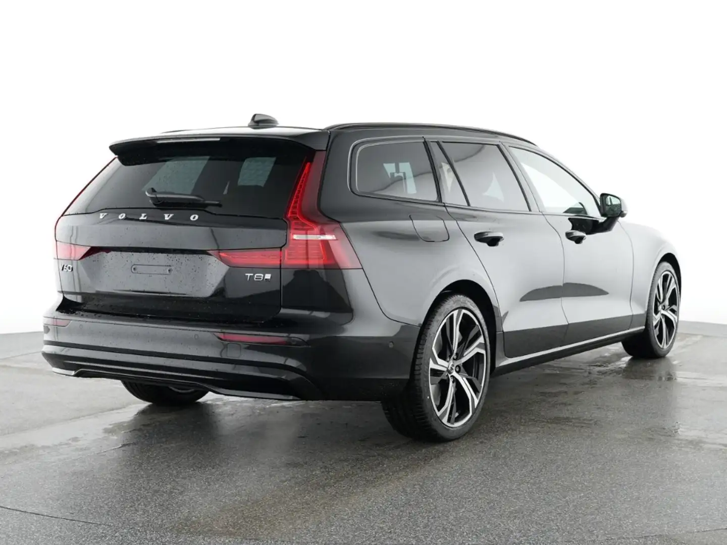 Volvo V60 Kombi Ultra Dark Recharge Plug-In Hybrid AWD HUD S Schwarz - 2