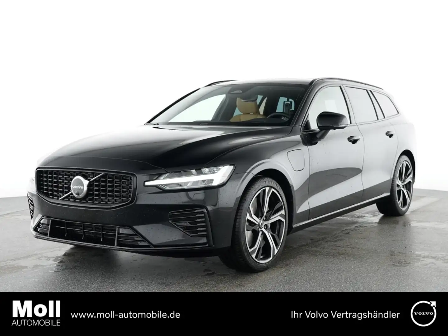 Volvo V60 Kombi Ultra Dark Recharge Plug-In Hybrid AWD HUD S Schwarz - 1