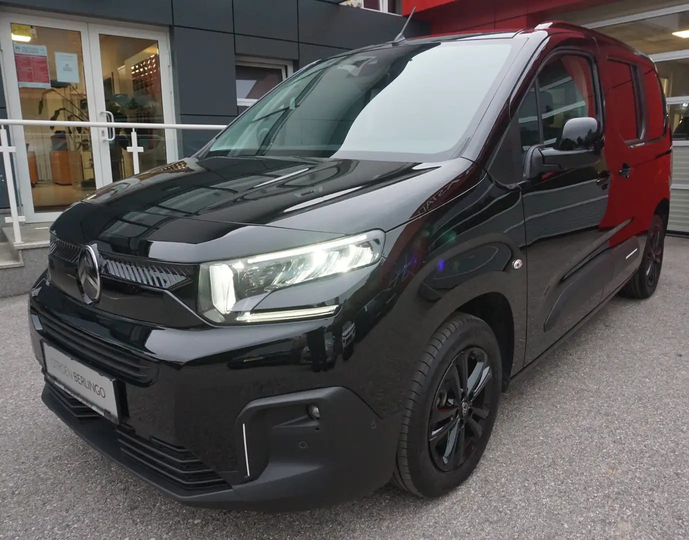 Citroen Berlingo HDi 130 EAT8 MAX M Schwarz - 1