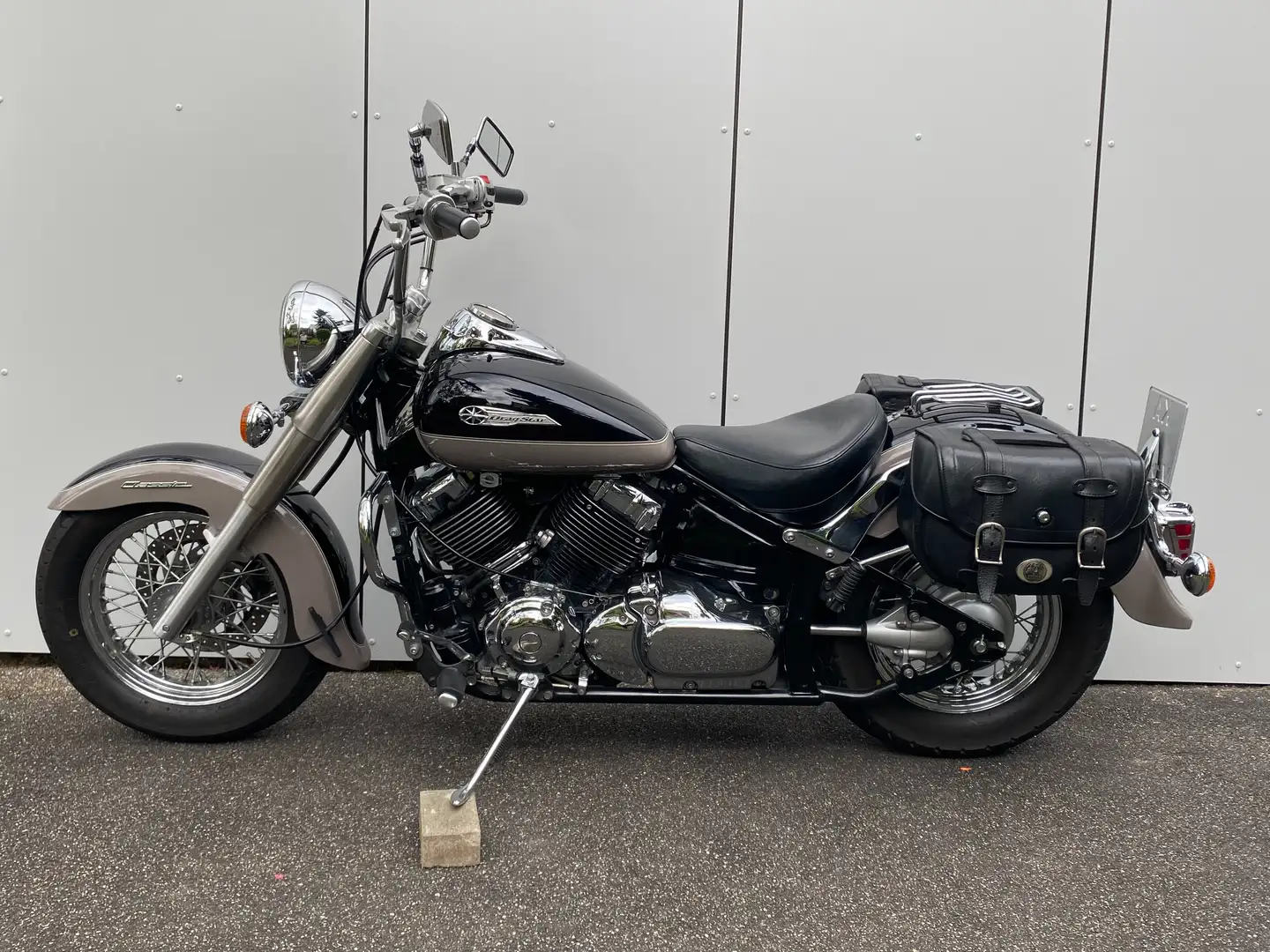 Yamaha XVS 650 Drag Star Classic - 2