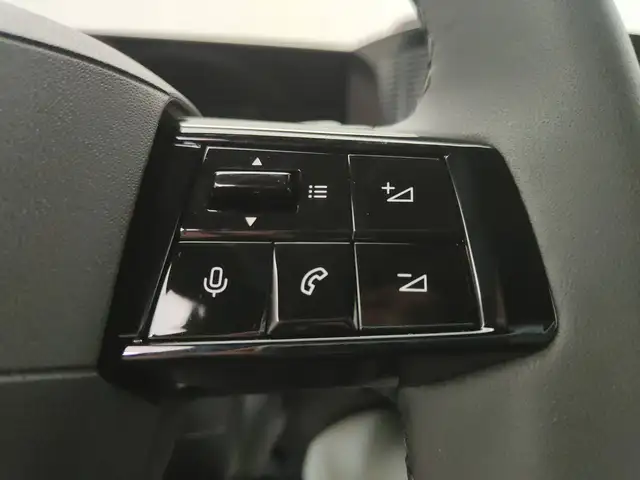 Lancia Ypsilon view 14
