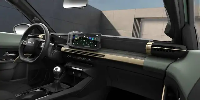 Lancia Ypsilon view 10