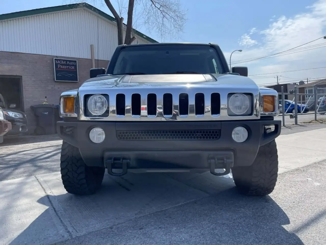 HUMMER H3 снимка HUMMER H3