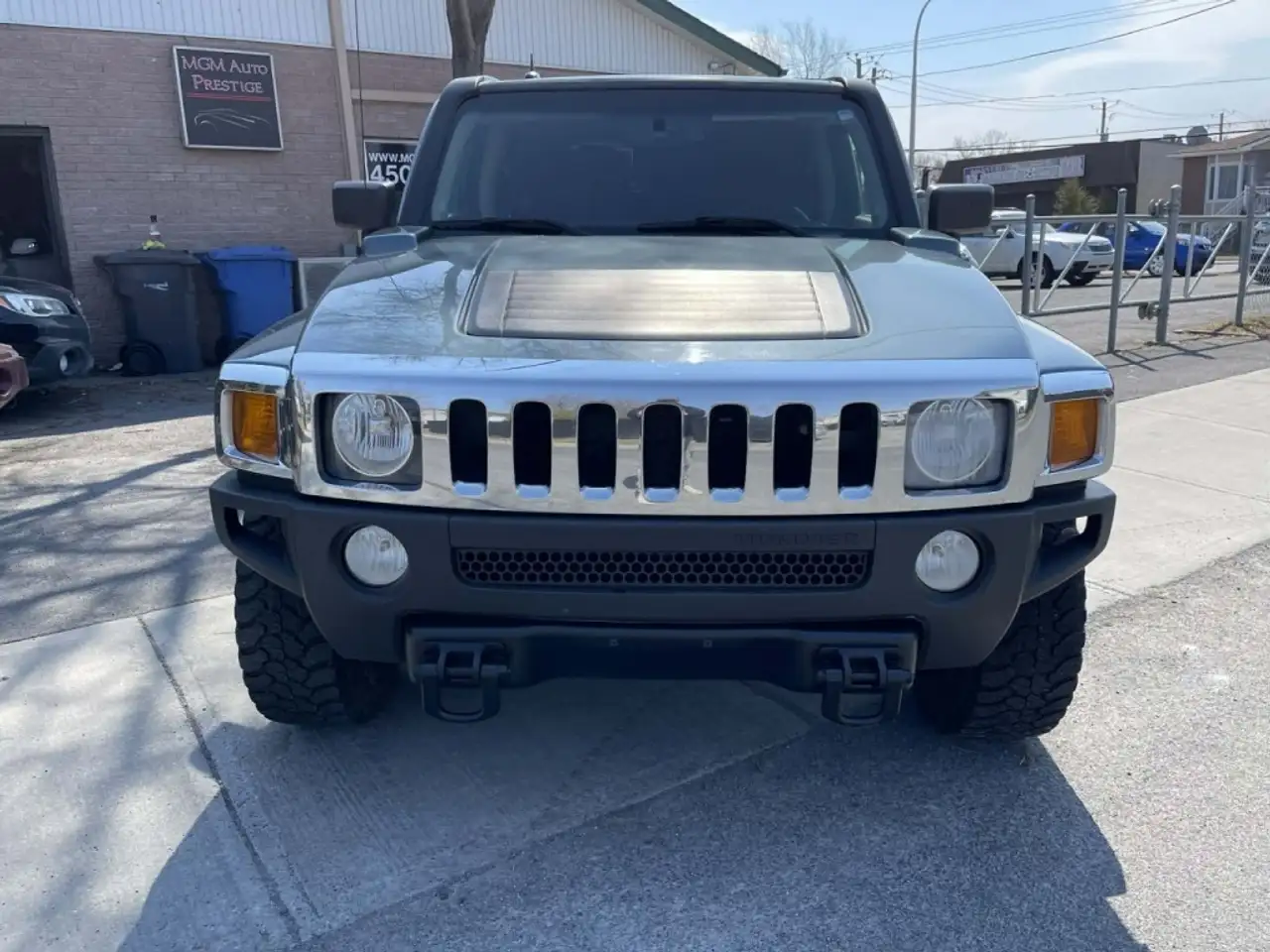 HUMMER H3 снимка HUMMER H3