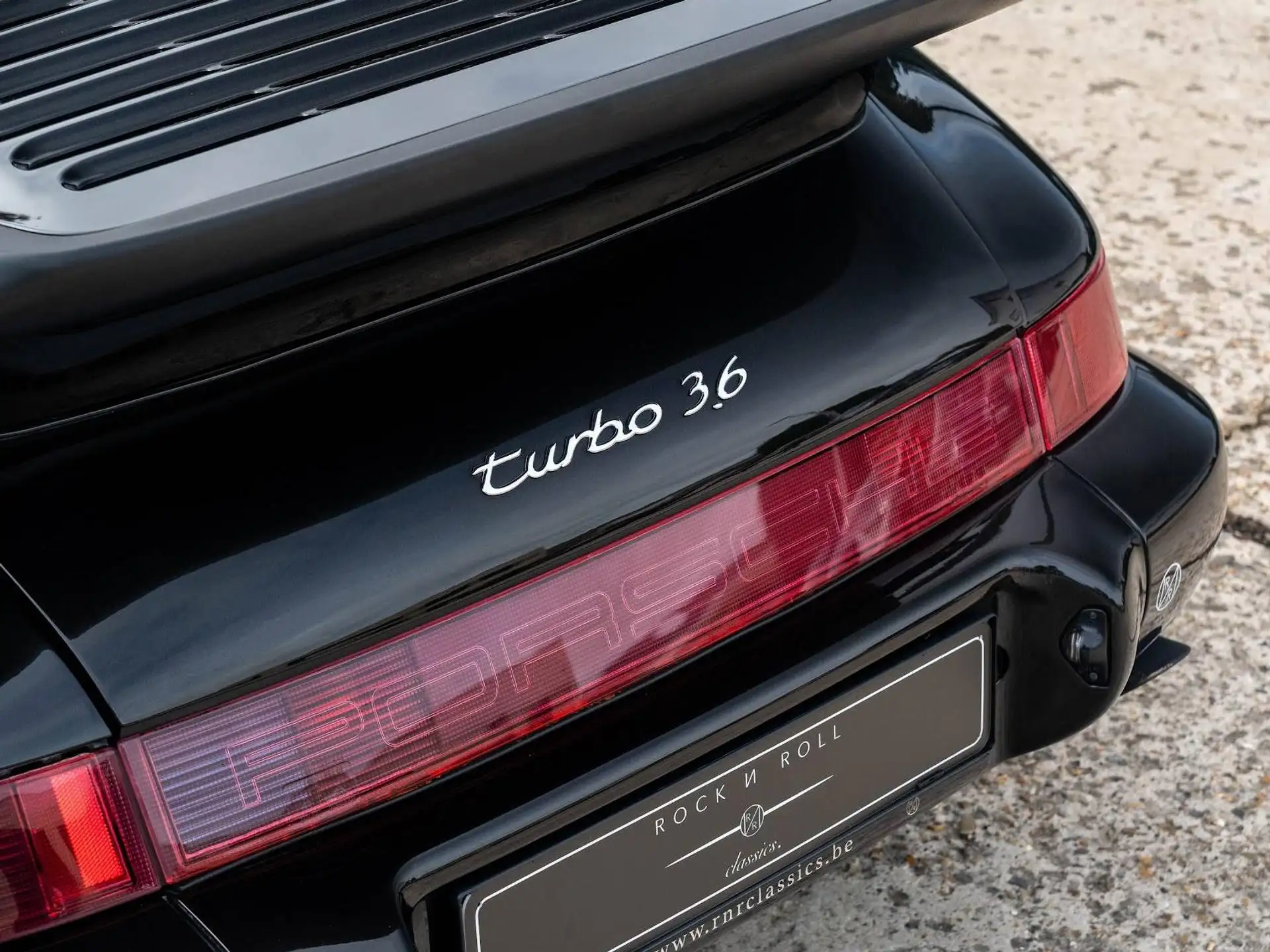 포르쉐 911 Turbo Coupe 1993 검정 사진 2