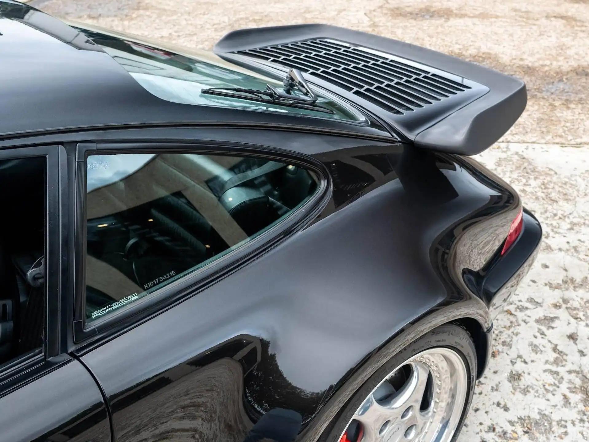 포르쉐 911 Turbo Coupe 1993 검정 사진 3