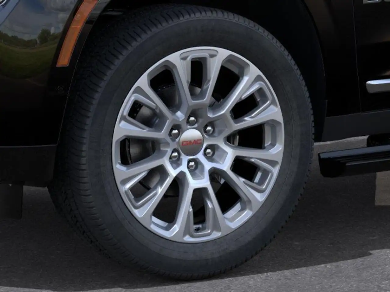 GMC Yukon снимка GMC Yukon