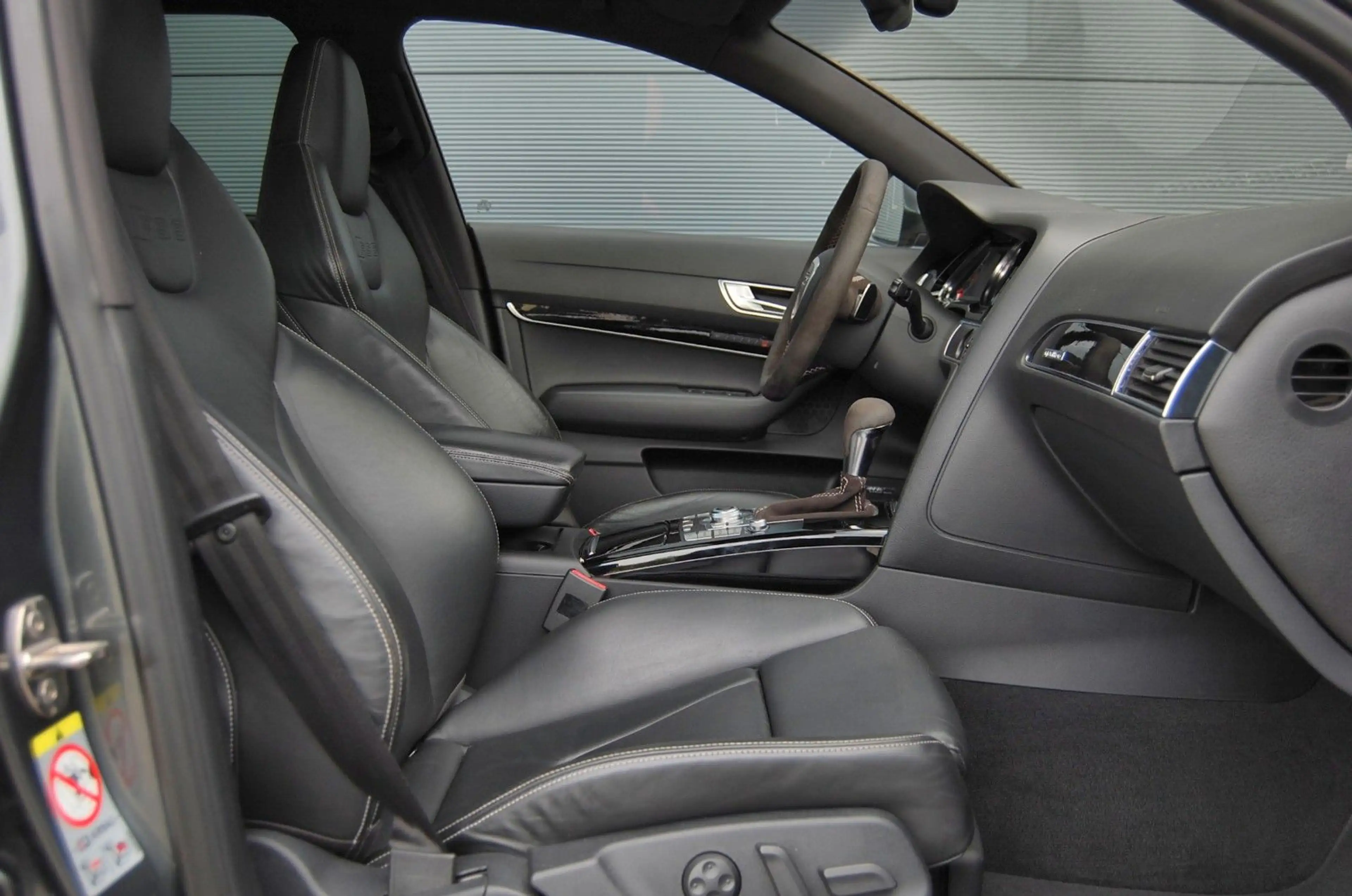 Audi RS6 5.0 V10 quattro 700PS (Netto 28.000€) — photo 9