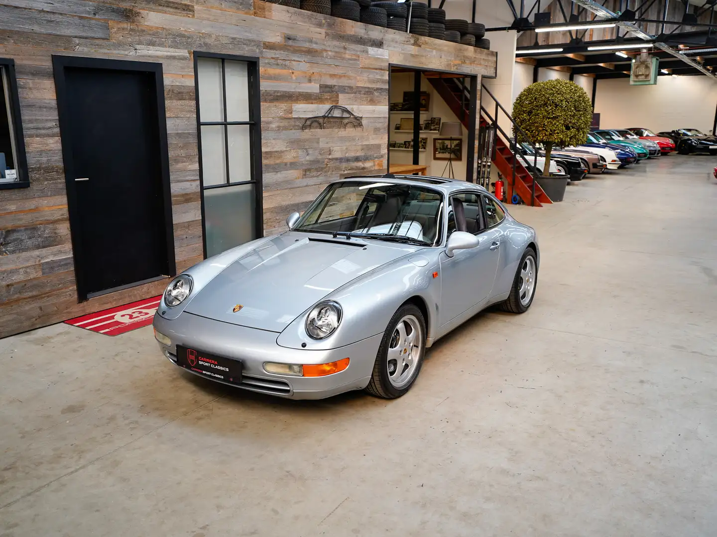 Porsche 993 Carrera 2 / manual / 95% 1e lak / topstaat Plateado - 1