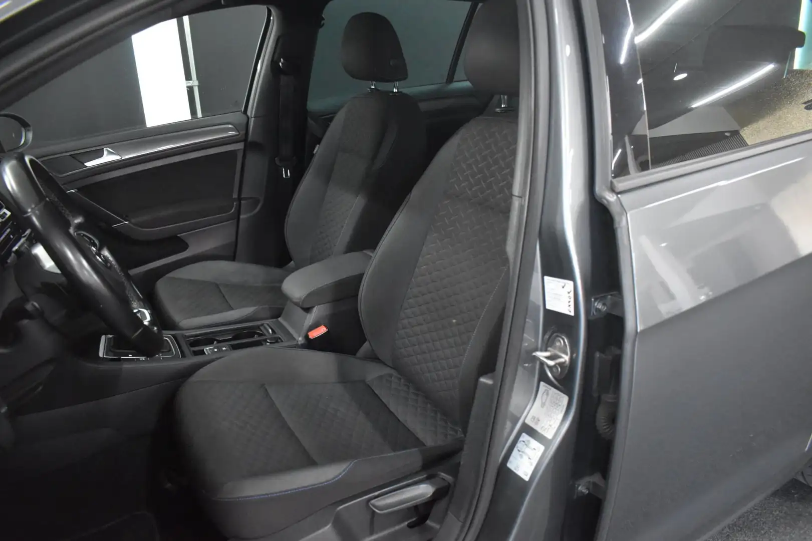 Volkswagen Golf 1.5 TSI R-Line | PANODAK | CAMERA Gris - 2