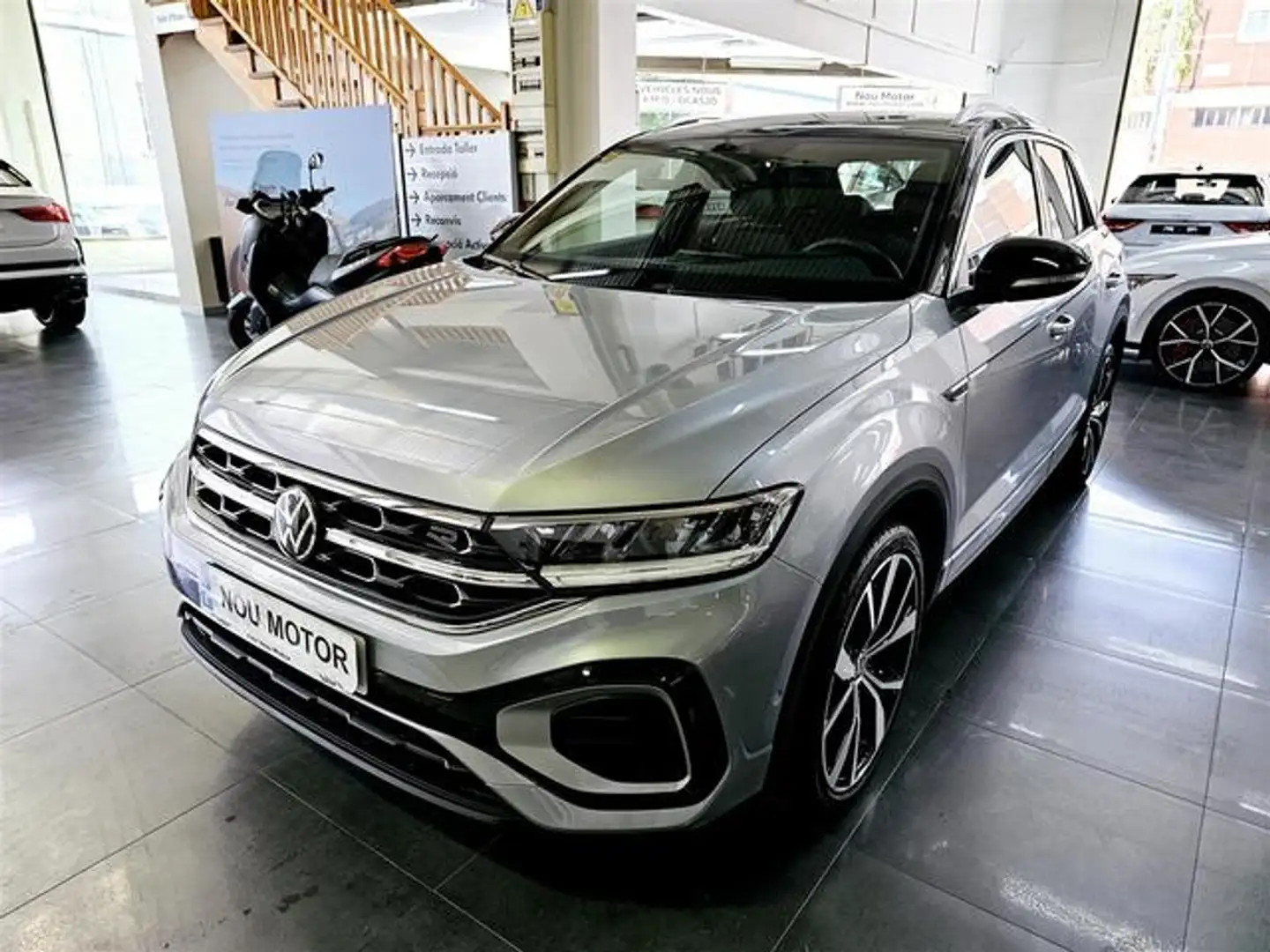 Volkswagen T-Roc 1.5 TSI 110 R-Line kW DSG7 Argent - 1