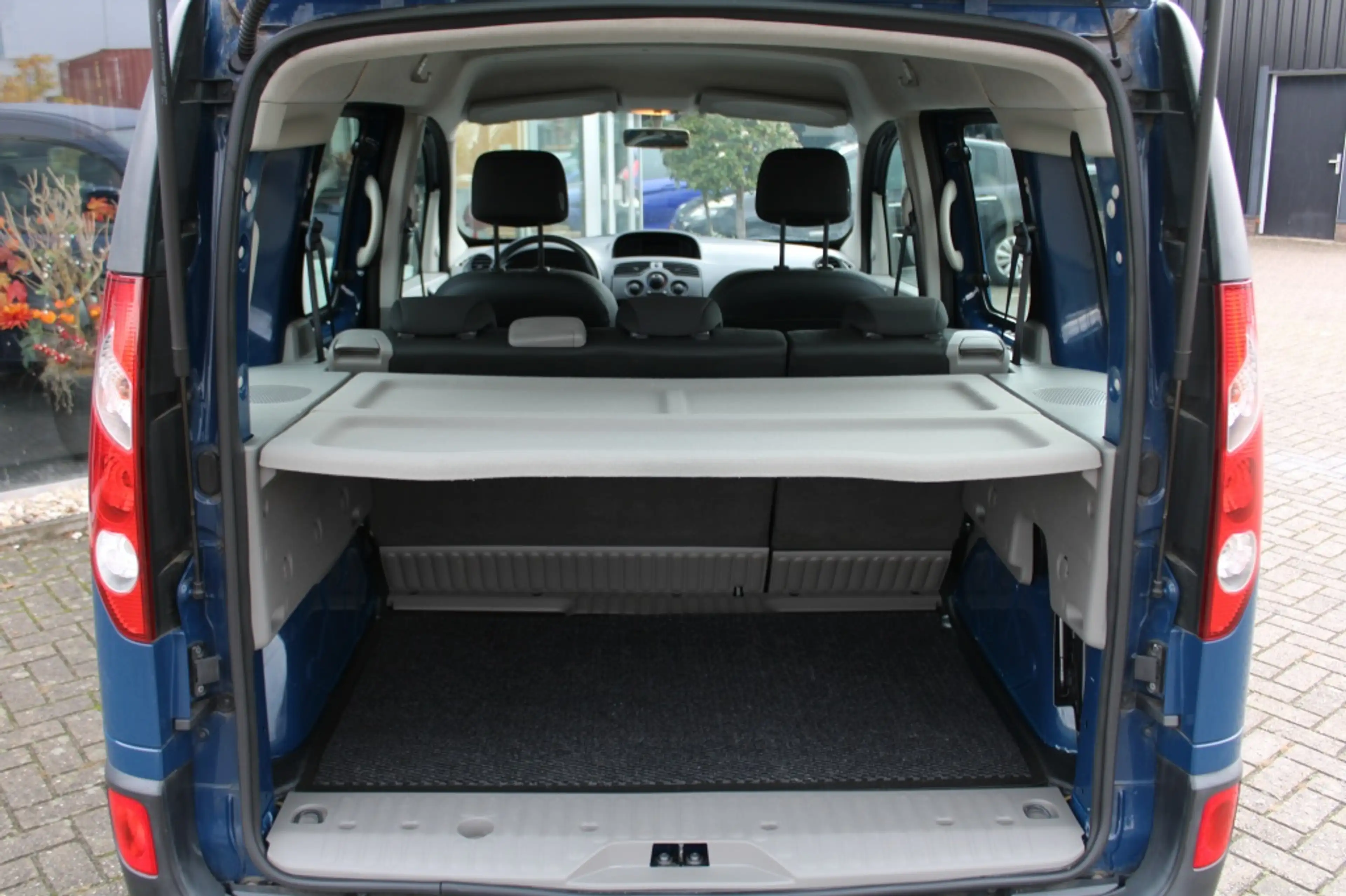 Renault Kangoo Family 1.6 Authentique — photo 10