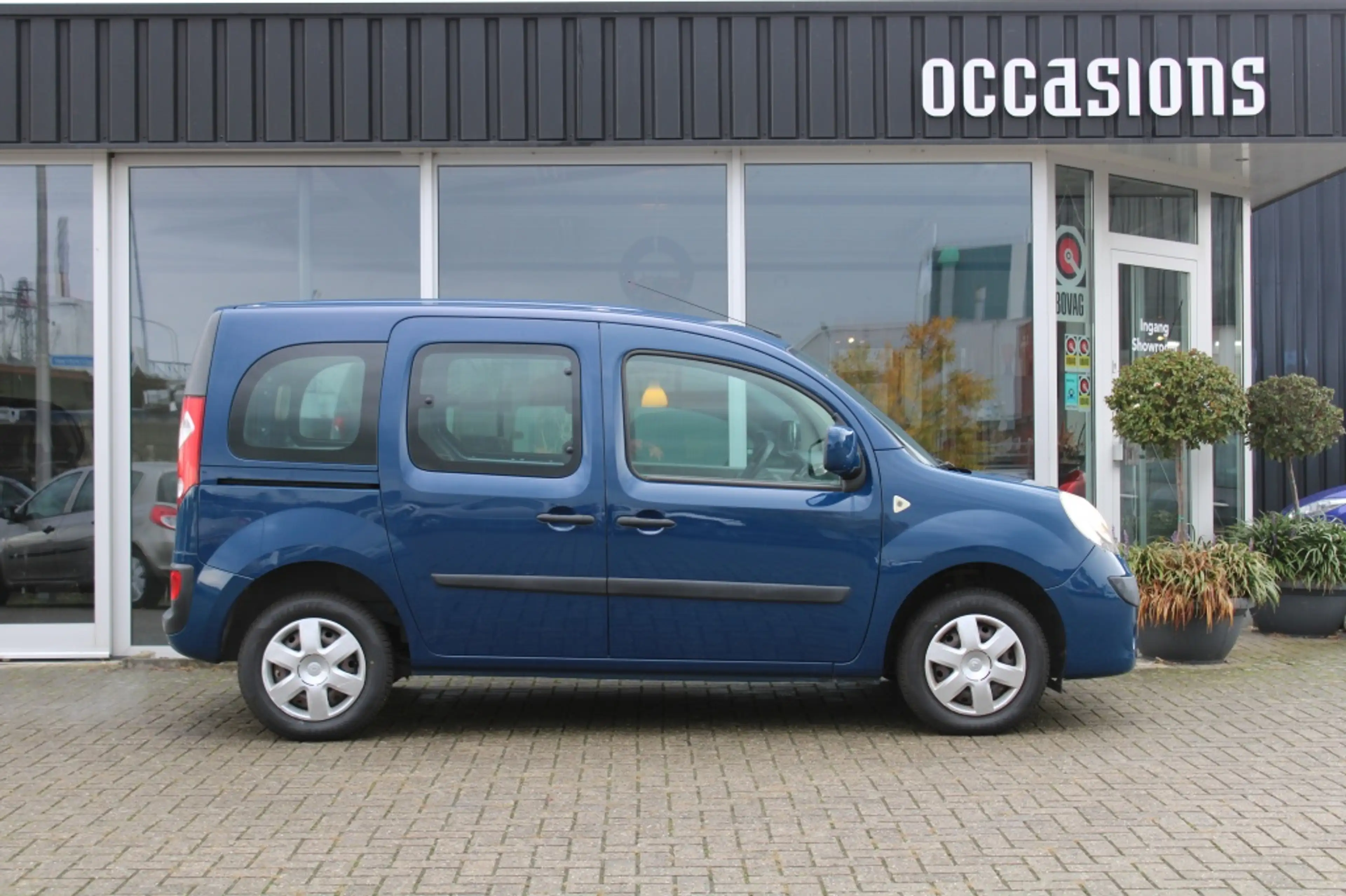 Renault Kangoo Family 1.6 Authentique — photo 2