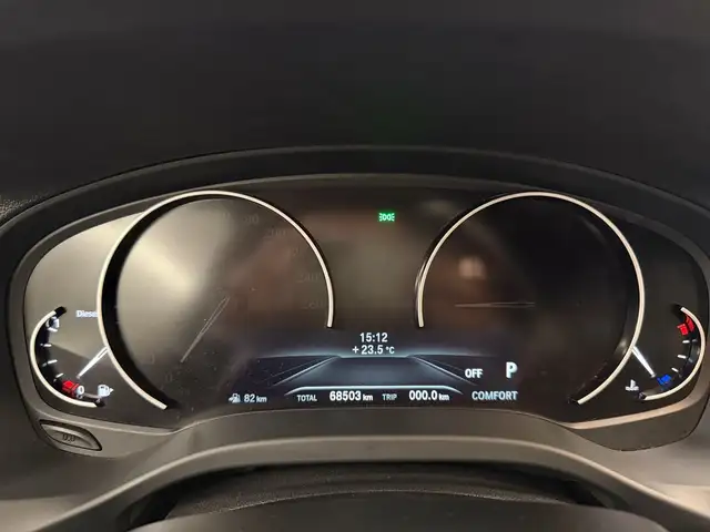 BMW X3 view 4