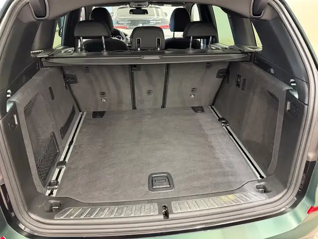 BMW X3 view 10