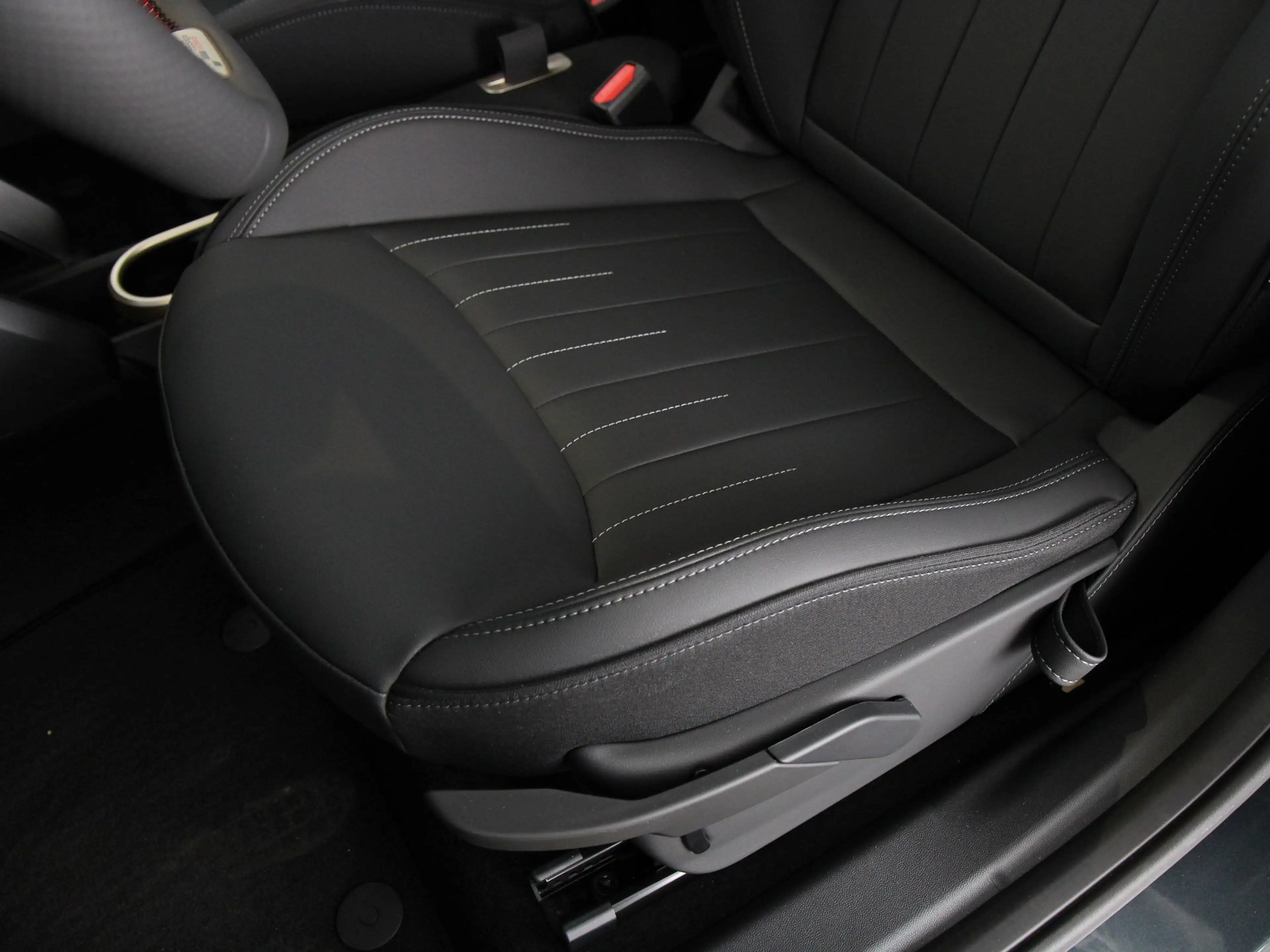 MINI Aceman E John Cooper Works Pakket M PRIVATE LEASE EUR 547 — photo 14