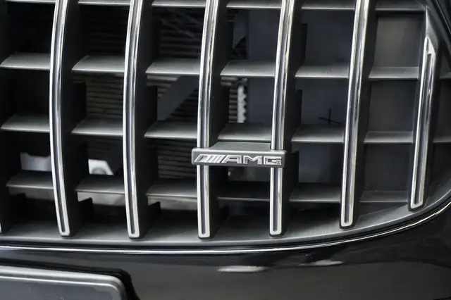 Mercedes-Benz GLC view 7