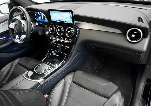 Mercedes-Benz GLC view 9