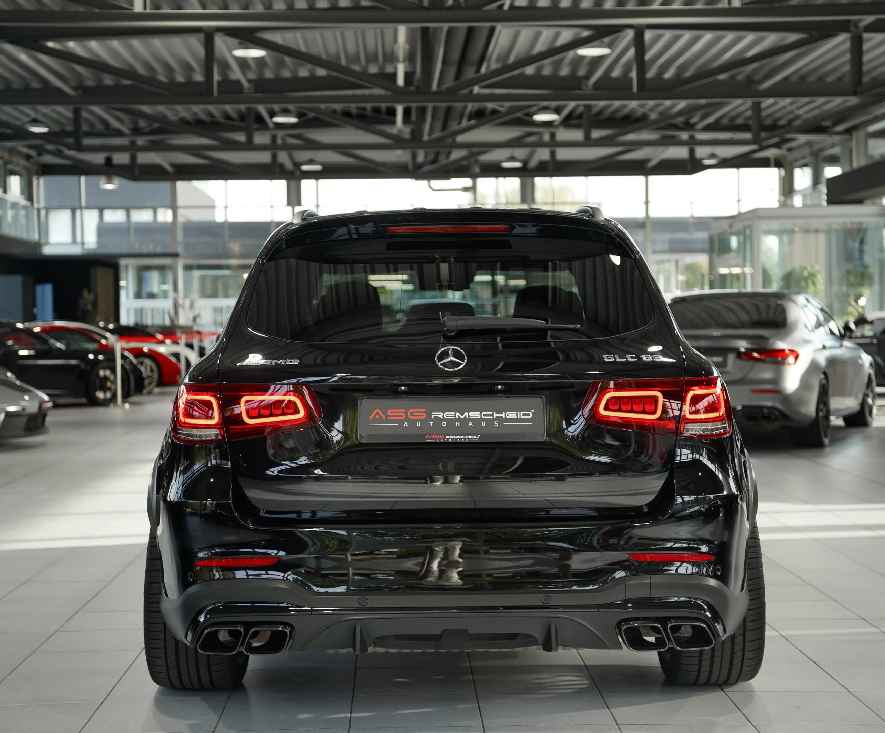 Mercedes-Benz GLC 63 AMG 4M *S-Abgas*Pano*AHK*Kam*Night — photo 8